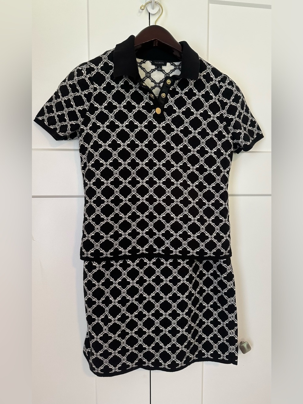 Talbots Two Piece Black and White Pencil Skirt & Matching Top with gold buttons